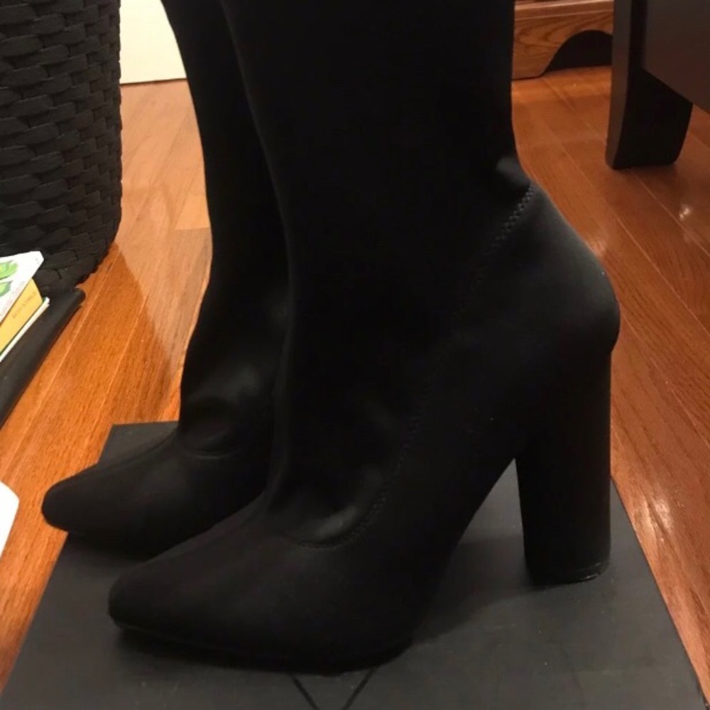Lola Shoetique Booties.